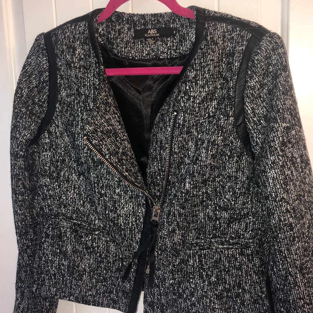 Must have! Black tweed Moro jacket